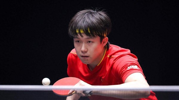 张吧策路 能打顺风球更能打逆风球！王楚钦展现成熟一面，高度肯定对手发挥